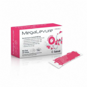 MEGALEVURE 10 STICKS SABOR FRESA